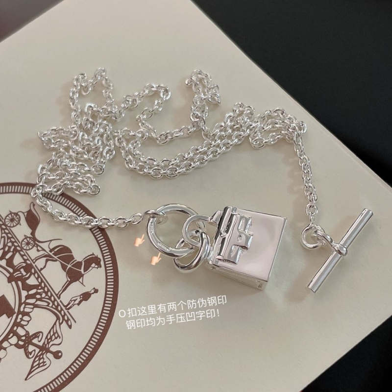 Hermes Necklaces